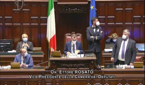 Cinegiornale.net approvato-in-senato-il-disegno-di-legge-di-delegazione-europea-2019-2020-600x350 Approvato in Senato il Disegno di Legge di Delegazione Europea 2019/2020 News  