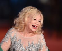Cinegiornale.net david-di-donatello-2021-sandra-milo-ricevera-il-premio-alla-carriera-220x180 David di Donatello 2021: Sandra Milo riceverà il premio alla Carriera News  