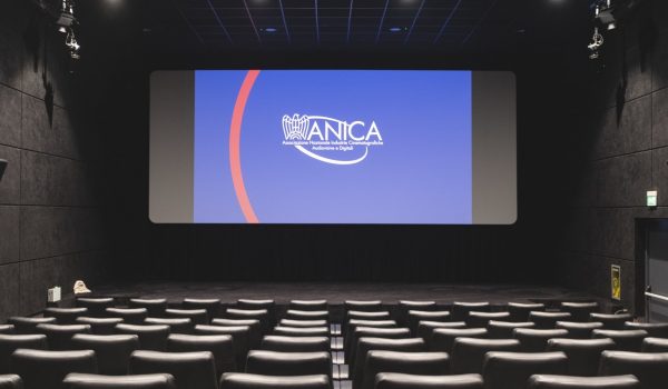 Cinegiornale.net invito-al-webinar-dalla-pagina-al-grande-schermo-con-valia-santella-sabato-10-aprile-ore-11-600x350 Invito al Webinar “Dalla Pagina al Grande Schermo” con Valia Santella sabato 10 aprile ore 11 News  