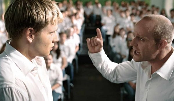 Cinegiornale.net londa-recensione-del-film-tedesco-con-jurgen-vogel-600x350 L’onda: recensione del film tedesco con Jürgen Vogel News Recensioni  