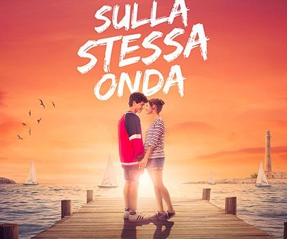 Cinegiornale.net sulla-stessa-onda-recensione-del-film-italiano-targato-netflix-420x350 Sulla stessa onda: recensione del film italiano targato Netflix News Recensioni  