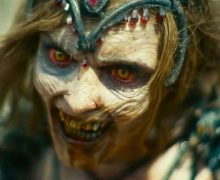 Cinegiornale.net army-of-the-dead-2-zack-snyder-anticipa-la-natura-contorta-del-sequel-220x180 Army Of The Dead 2: Zack Snyder anticipa la natura contorta del sequel News  