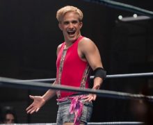 Cinegiornale.net cassandro-gael-garcia-bernal-nei-panni-del-wrestler-gay-saul-armendariz-nel-primo-trailer-del-film-prime-video-220x180 Cassandro: Gael García Bernal nei panni del wrestler gay Saúl Armendáriz nel primo trailer del film Prime Video News  