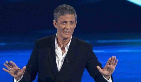 Cinegiornale.net fiorello-il-dramma-una-volta-atterrato-in-africa-persi-ben-10-kg-e-dente-strappato-a-mani-nude-il-racconto-da-brividi-600x350 Fiorello, il dramma una volta atterrato in Africa: persi ben 10 kg e dente strappato a mani nude | Il racconto da brividi Gossip News  
