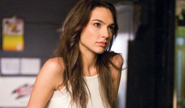 Cinegiornale.net gal-gadot-svela-la-sua-reazione-alla-proposta-di-margot-robbie-la-star-di-wonder-woman-era-stata-scelta-per-interpretare-barbie-600x350 Gal Gadot svela la sua reazione alla proposta di Margot Robbie: la star di Wonder Woman era stata scelta per interpretare Barbie! News  