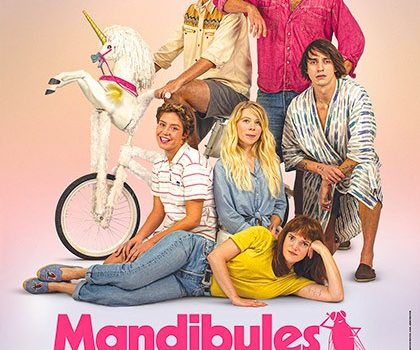 Cinegiornale.net mandibules-due-uomini-e-una-mosca-420x350 Mandibules – Due uomini e una mosca Cinema News Trailers  