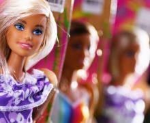 Cinegiornale.net quiz-quante-ne-sai-sul-personaggio-di-barbie-220x180 Quiz: quante ne sai sul personaggio di Barbie? News  