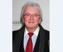 Cinegiornale.net addio-a-leslie-bricusse-scrisse-le-musiche-di-007-e-willy-wonka-220x180 Addio a Leslie Bricusse: scrisse le musiche di 007 e Willy Wonka News  