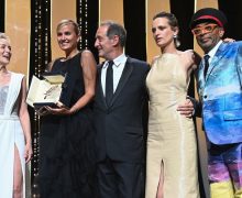 Cinegiornale.net cannes-2021-la-palma-doro-e-tutti-i-vincitori-del-festival-220x180 Cannes 2021: la Palma d’Oro e tutti i vincitori del Festival News  