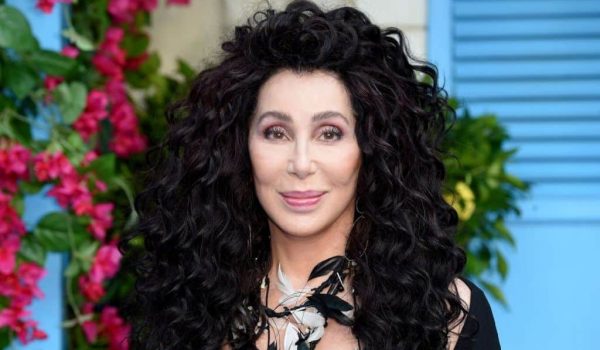 Cinegiornale.net cher-annunciato-il-biopic-dai-produttori-di-mamma-mia-600x350 Cher, annunciato il biopic dai produttori di Mamma Mia! Cinema News  
