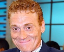 Cinegiornale.net conoscete-il-figlio-di-fabrizio-bracconeri-sembra-un-bimbo-di-due-anni-ma-e-un-ragazzo-di-18-anni-220x180 Conoscete il figlio di Fabrizio Bracconeri? Sembra un bimbo di due anni ma è un ragazzo di 18 anni News  