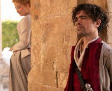 Cinegiornale.net cyrano-la-recensione-dellirresistibile-musical-con-peter-dinklage-220x180 Cyrano | la recensione dell’irresistibile musical con Peter Dinklage News  