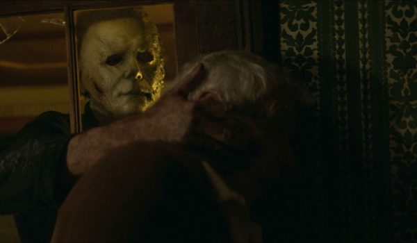 Cinegiornale.net halloween-kills-recensione-del-nuovo-capitolo-della-saga-horror-venezia-78-3-600x350 Halloween Kills: recensione del nuovo capitolo della saga horror – Venezia 78 News Recensioni  