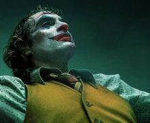 Cinegiornale.net joker-2-la-compositrice-premio-oscar-svela-i-primi-dettagli-sulla-colonna-sonora-del-film-220x180 Joker 2: la compositrice premio Oscar svela i primi dettagli sulla colonna sonora del film News  
