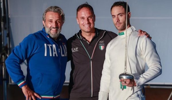 Cinegiornale.net la-stoccata-vincente-la-storia-vera-dietro-il-film-con-alessio-vassallo-e-flavio-insinna-600x350 La stoccata vincente: la storia vera dietro il film con Alessio Vassallo e Flavio Insinna Curiosità News  