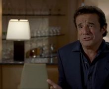 Cinegiornale.net lo-avete-riconosciuto-oggi-ha-70-anni-ed-e-considerato-il-re-dei-cinepanettoni-220x180 Lo avete riconosciuto? Oggi ha 70 anni ed è considerato il re dei Cinepanettoni News  