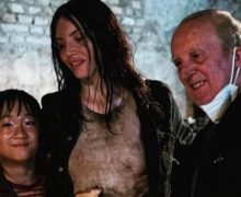 Cinegiornale.net occhiali-neri-si-sono-concluse-le-riprese-del-nuovo-film-di-dario-argento-220x180 Occhiali neri: si sono concluse le riprese del nuovo film di Dario Argento News  