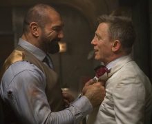 Cinegiornale.net spectre-dave-bautista-pubblica-la-foto-con-il-naso-rotto-da-daniel-craig-220x180 Spectre: Dave Bautista pubblica la foto con il naso rotto da Daniel Craig News  