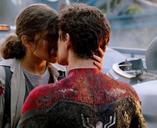 Cinegiornale.net spider-man-no-way-home-zendaya-rompe-il-silenzio-sul-flirt-con-holland-220x180 Spider-Man: No Way Home, Zendaya rompe il silenzio sul flirt con Holland News  