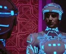 Cinegiornale.net tron-in-disney-si-affronta-la-possibilita-di-un-film-danimazione-220x180 Tron: in Disney si affronta la possibilità di un film d’animazione News  