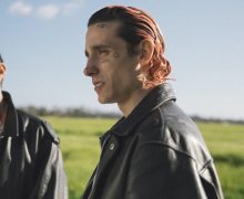 Cinegiornale.net venezia-78-e-il-giorno-di-lovely-boy-film-sulla-trap-firmato-da-francesco-lettieri-220x180 Venezia 78 | È il giorno di Lovely Boy, film sulla trap firmato da Francesco Lettieri Cinema News  