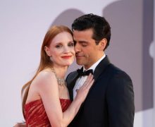 Cinegiornale.net venezia-78-scenes-from-a-marriage-la-conferenza-stampa-con-oscar-isaac-e-jessica-chastain-220x180 Venezia 78: Scenes from a marriage, la conferenza stampa con Oscar Isaac e Jessica Chastain Cinema News  