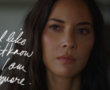 Cinegiornale.net violet-il-trailer-del-film-diretto-da-justine-bateman-con-star-olivia-munn-220x180 Violet: il trailer del film diretto da Justine Bateman con star Olivia Munn News  