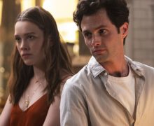 Cinegiornale.net you-3-recensione-della-terza-stagione-della-serie-netflix-con-penn-badgley-220x180 You 3: recensione della terza stagione della serie Netflix con Penn Badgley News Recensioni Serie-tv  