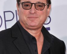 Cinegiornale.net addio-a-bob-saget-lattore-comico-trovato-morto-in-una-stanza-dhotel-220x180 Addio a Bob Saget: l’attore comico trovato morto in una stanza d’hotel News  