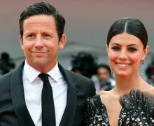 Cinegiornale.net alessandra-mastronardi-non-si-sposa-piu-perche-sono-saltate-le-nozze-con-ross-mccall-220x180 Alessandra Mastronardi non si sposa più. Perché sono saltate le nozze con Ross McCall? News  