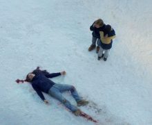 Cinegiornale.net anatomia-di-una-caduta-la-recensione-del-film-di-justine-triet-vincitore-a-cannes-2023-220x180 Anatomia di una caduta: la recensione del film di Justine Triet vincitore a Cannes 2023 News Recensioni  