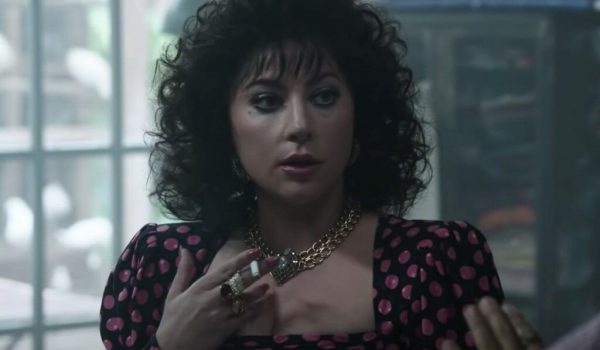 Cinegiornale.net anne-hathaway-ha-imitato-lady-gaga-durante-le-riprese-di-una-serie-con-jared-leto-600x350 Anne Hathaway ha imitato Lady Gaga durante le riprese di una serie con Jared Leto News  