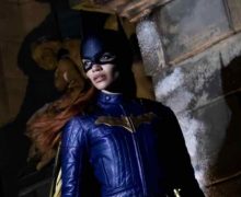Cinegiornale.net batgirl-ivory-aquino-sara-alysia-yeoh-il-primo-personaggio-trans-in-un-film-dc-220x180 Batgirl: Ivory Aquino sarà Alysia Yeoh, il primo personaggio trans in un film DC News  