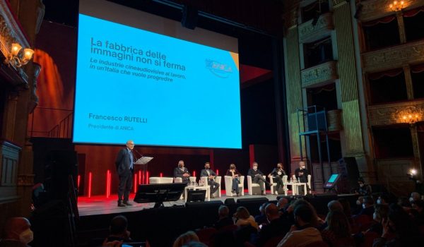 Cinegiornale.net cinema-e-audiovisivo-anica-industria-torna-a-crescere-e-aumenta-occupazione-600x350 CINEMA E AUDIOVISIVO. ANICA, INDUSTRIA TORNA A CRESCERE E AUMENTA OCCUPAZIONE News  