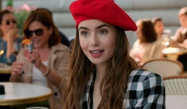 Cinegiornale.net emily-in-paris-2-lily-collins-rivela-che-dopo-le-riprese-andava-dal-medico-600x350 Emily in Paris 2, Lily Collins rivela che dopo le riprese andava dal medico News  
