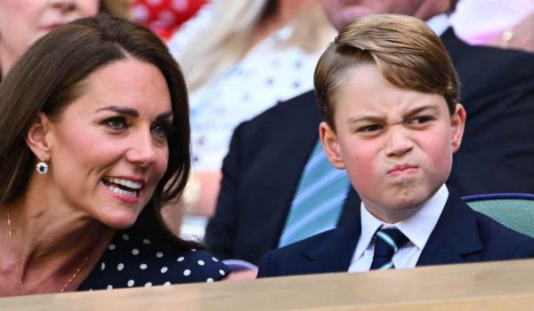 Cinegiornale.net esami-urgenti-per-il-principino-george-mamma-kate-gli-e-sempre-accanto-tutti-in-ansia-600x350 Esami urgenti per il Principino George: mamma Kate gli é sempre accanto | Tutti in ansia Gossip News  