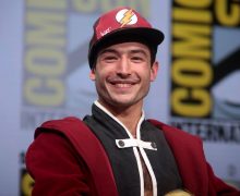 Cinegiornale.net ezra-miller-arrestato-nuovamente-alle-hawaii-poco-prima-di-presentarsi-in-tribunale-220x180 Ezra Miller arrestato nuovamente alle Hawaii poco prima di presentarsi in tribunale News  