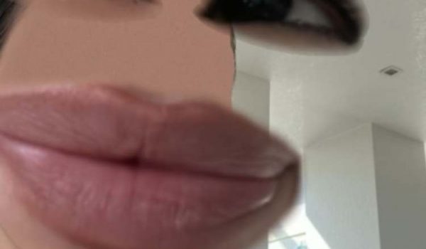 Cinegiornale.net giulia-de-lellis-un-uomo-come-sfondo-del-cellulare-non-e-il-fidanzato-chi-e-600x350 Giulia De Lellis, un uomo come sfondo del cellulare | Non è il fidanzato, chi è Gossip News  