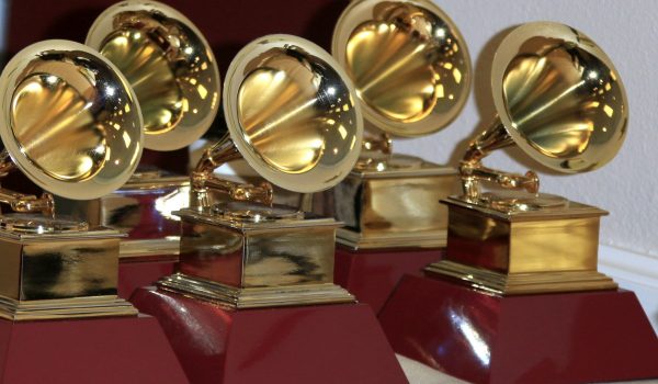Cinegiornale.net grammy-rimandati-sundance-virtuale-e-mini-golden-globe-i-grandi-eventi-prendono-precauzioni-per-omicron-600x350 Grammy rimandati, Sundance virtuale e mini Golden Globe: i grandi eventi prendono precauzioni per Omicron News  