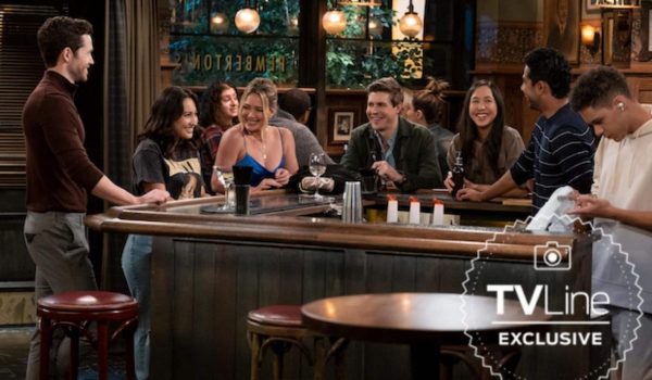 Cinegiornale.net how-i-met-your-father-due-nuove-foto-della-serie-con-hilary-duff-600x350 How I Met Your Father: due nuove foto della serie con Hilary Duff News  