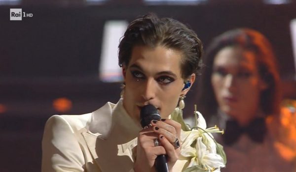 Cinegiornale.net i-maneskin-rivelano-abbiamo-fatto-un-brunch-con-dakota-johnson-e-chris-martin-600x350 I Maneskin rivelano: “Abbiamo fatto un brunch con Dakota Johnson e Chris Martin” News  