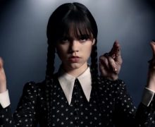 Cinegiornale.net mercoledi-pronta-a-rimpiazzare-stranger-things-ecco-il-programma-per-la-seconda-stagione-della-serie-di-tim-burton-220x180 Mercoledì pronta a rimpiazzare Stranger Things! Ecco il programma per la seconda stagione della serie di Tim Burton News  