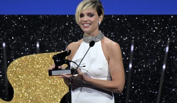 Cinegiornale.net micaela-ramazzotti-investe-in-felicita-600x350 Micaela Ramazzotti investe in: Felicità Cinema News  