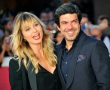 Cinegiornale.net pierfrancesco-favino-chi-e-anna-ferzetti-la-compagna-dellattore-al-cinema-con-corro-da-te-220x180 Pierfrancesco Favino: chi è Anna Ferzetti, la compagna dell’attore al cinema con Corro da te News  