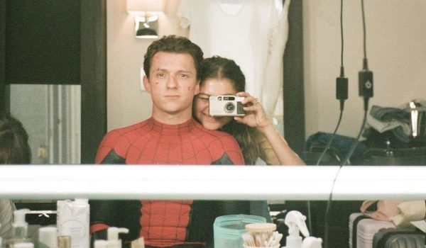 Cinegiornale.net tom-holland-e-zendaya-linedito-outfit-sfoggiato-dalla-coppia-600x350 Tom Holland e Zendaya: l’inedito outfit sfoggiato dalla coppia News  