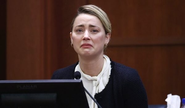Cinegiornale.net amber-heard-testimonia-sulla-presunta-aggressione-sessuale-di-johnny-depp-non-sono-mai-stata-cosi-spaventata-in-vita-mia-600x350 Amber Heard testimonia sulla presunta aggressione sessuale di Johnny Depp: “Non sono mai stata così spaventata in vita mia” News  
