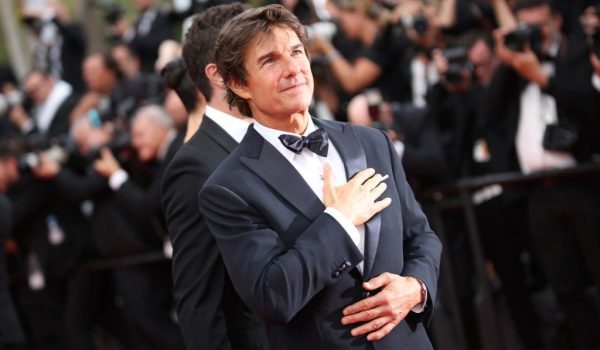 Cinegiornale.net cannes-2022-tom-cruise-palma-doro-a-sorpresa-e-standing-ovation-per-la-premiere-di-top-gun-maverick-1-600x350 Cannes 2022, Tom Cruise – Palma d’Oro a sorpresa e standing ovation per la premiere di Top Gun: Maverick News  