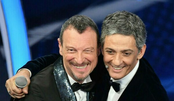 Cinegiornale.net fiorello-si-lascia-scappare-il-nome-ecco-chi-condurra-sanremo-2024-non-e-nuovo-allariston-600x350 Fiorello si lascia scappare il nome: ecco chi condurrà Sanremo 2024 | Non è nuovo all’Ariston News  