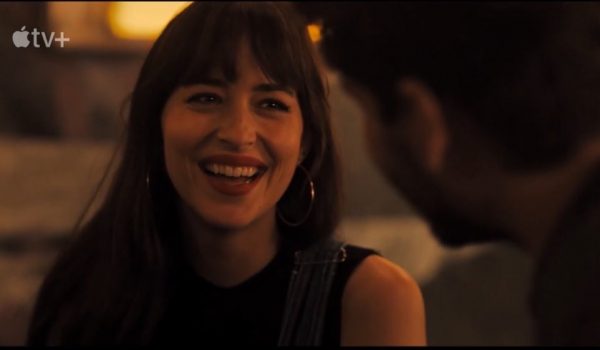 Cinegiornale.net il-trailer-di-cha-cha-real-smooth-il-nuovo-film-diretto-da-cooper-raiff-con-dakota-johnson-racconta-di-un-amore-non-convenzionale-600x350 Il trailer di Cha Cha Real Smooth: il nuovo film diretto da Cooper Raiff con Dakota Johnson racconta di un amore non convenzionale News  