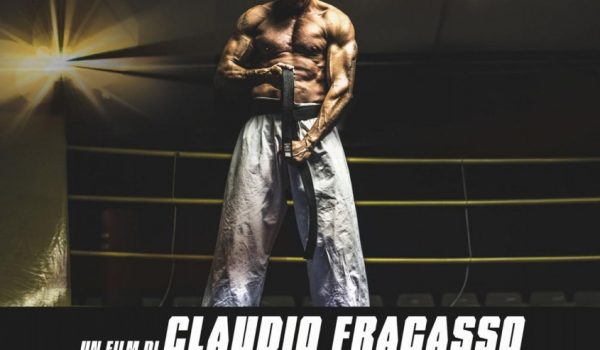 Cinegiornale.net karate-man-di-claudio-fragasso-arriva-al-cinema-il-film-che-racconta-di-come-lo-sport-aiuti-a-curare-la-malattia-600x350 Karate Man di Claudio Fragasso: arriva al cinema il film che racconta di come lo sport aiuti a curare la malattia News  